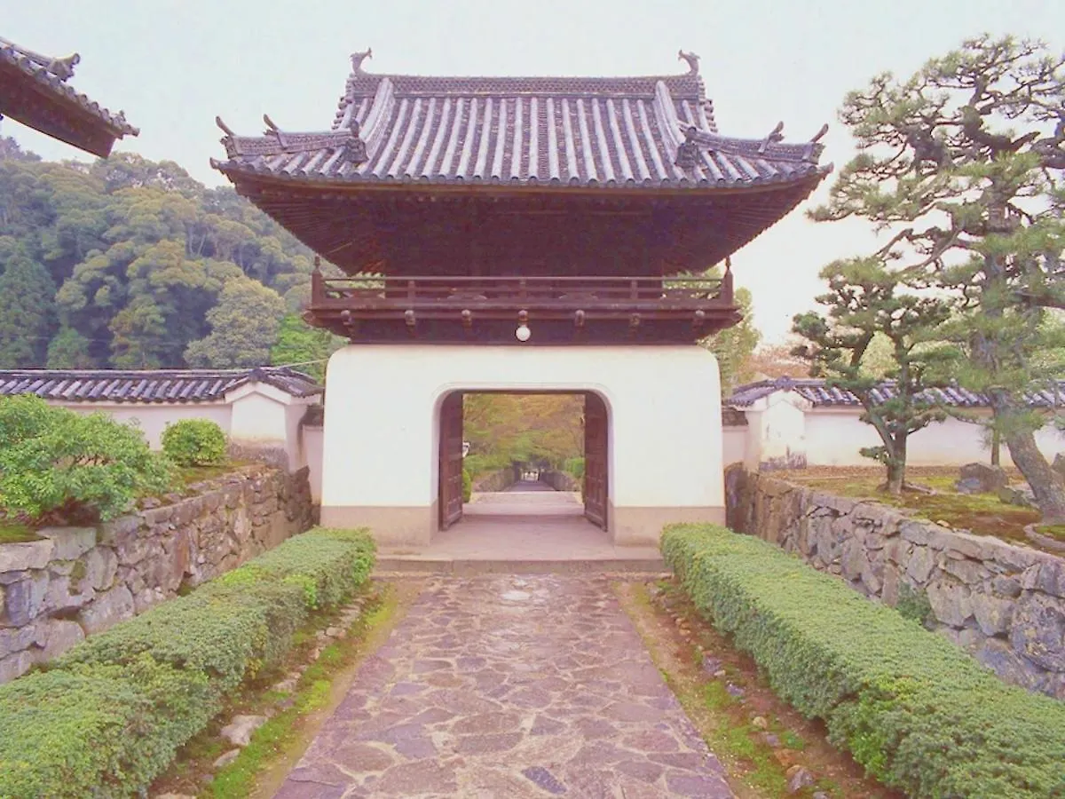 Hanayashiki Ukifune-En Uji 4*,