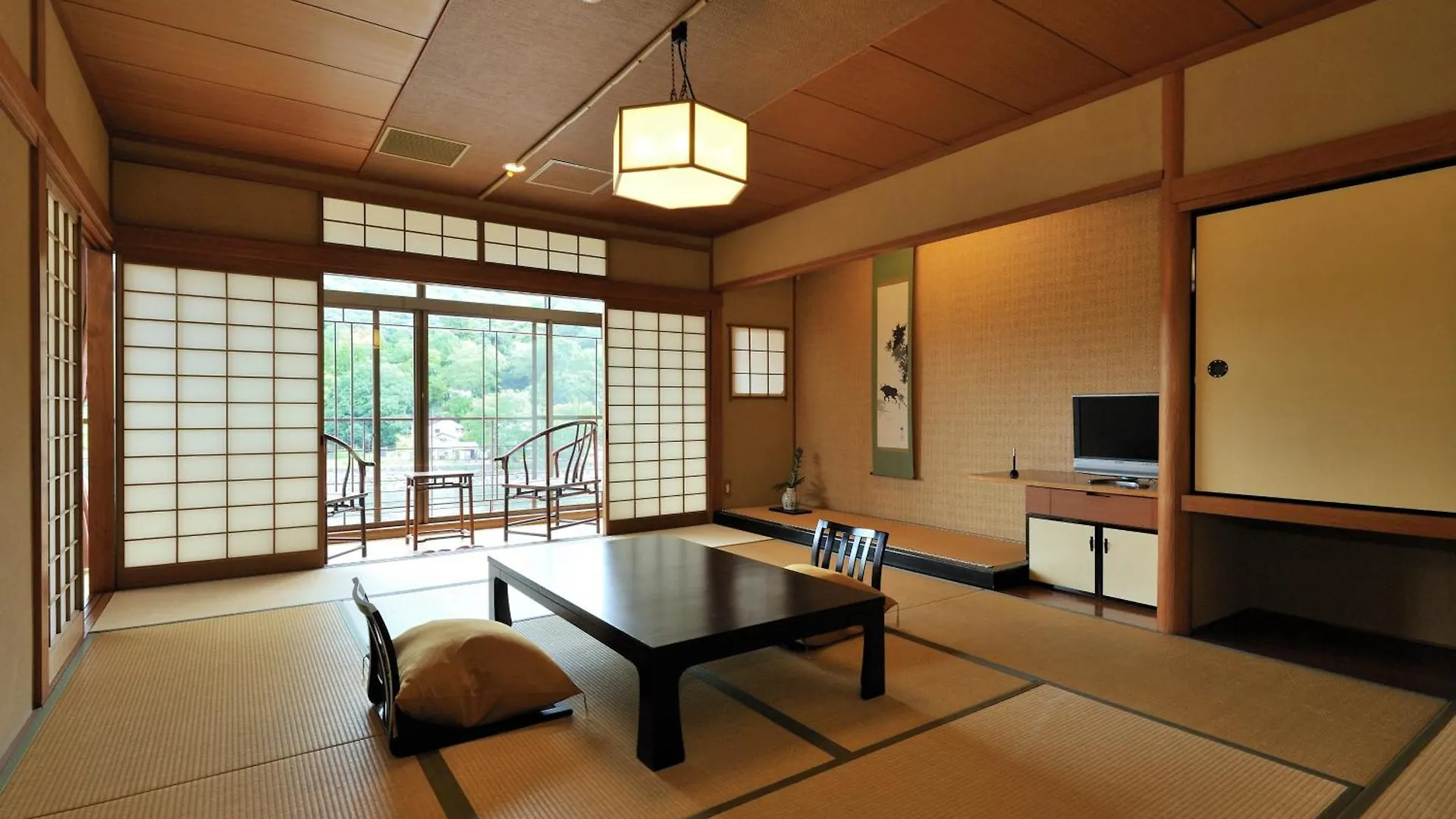 Hanayashiki Ukifune-En Uji 4*,  Japan