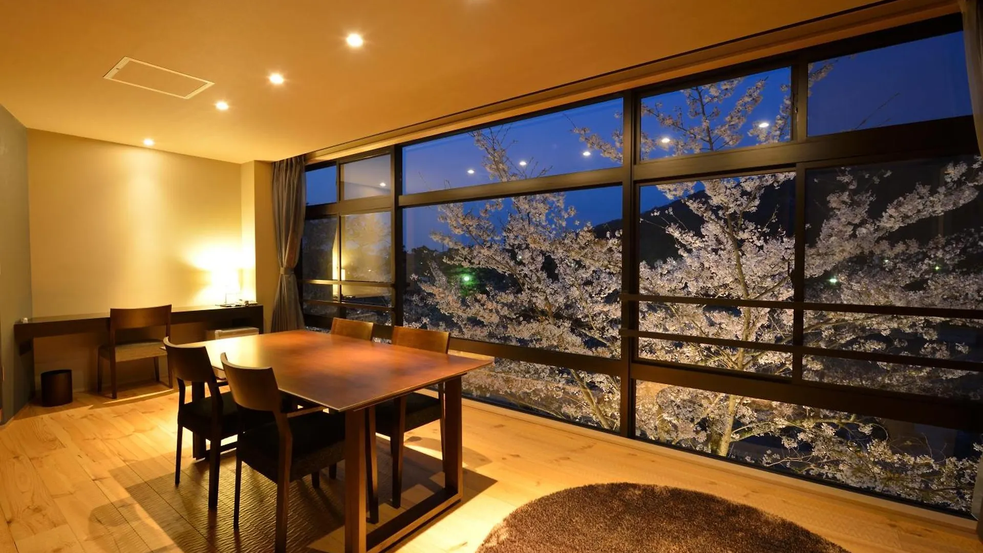 Hanayashiki Ukifune-En Uji Ryokan