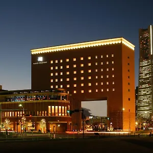 ナビオス横浜 3* 横浜市